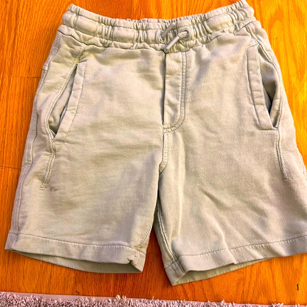 Sage green shorts with pockets and drawstring